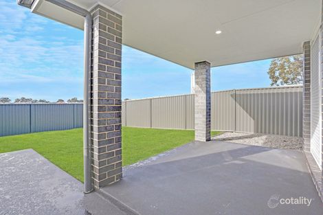 79a Aberglasslyn Rd, Rutherford, NSW 2320