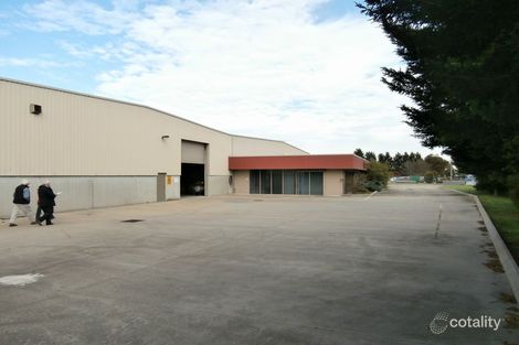 16 Frankston Gardens Dr, Carrum Downs, VIC 3201