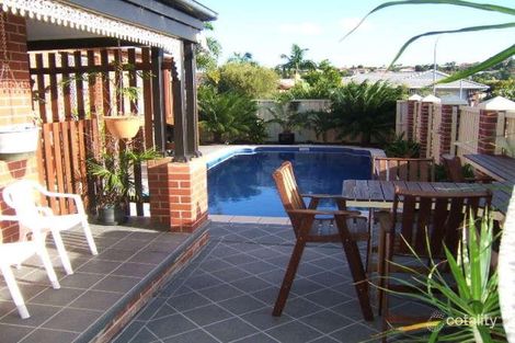 Property photo of 18 Woodlands Drive Banora Point NSW 2486