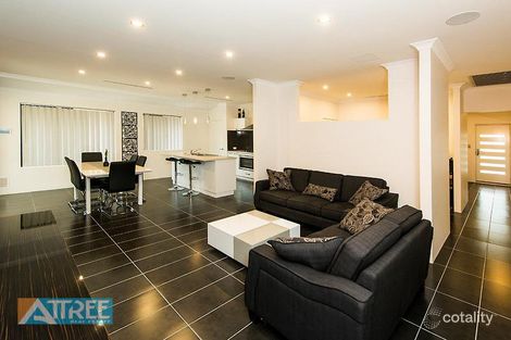 Property photo of 4 Narbonne Way Piara Waters WA 6112