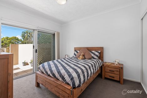 Property photo of 3/159 Clarence Road Indooroopilly QLD 4068