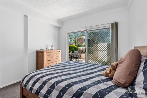Property photo of 3/159 Clarence Road Indooroopilly QLD 4068