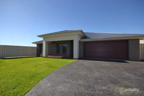 Property photo of 31 Blue Bell Way Worrigee NSW 2540