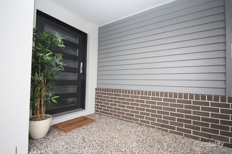 Property photo of 6 Madeira Street Springfield Lakes QLD 4300