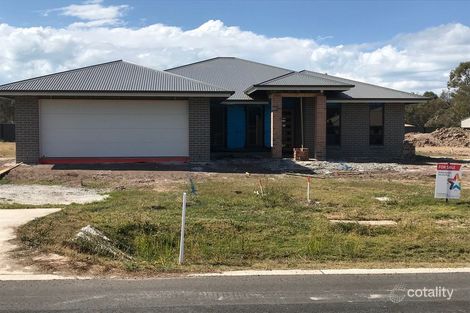 12a Senorita Pde, Urangan, QLD 4655