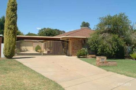 26 Incarnie Cres, Wagga Wagga, NSW 2650