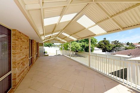 Property photo of 54 Glencoe Loop Kinross WA 6028