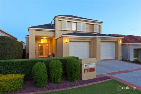Property photo of 70 Flame Tree Crescent Carindale QLD 4152