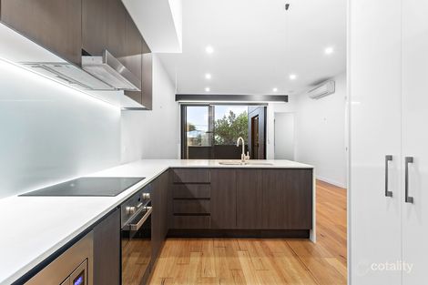 Property photo of 204/133 Clarence Road Indooroopilly QLD 4068