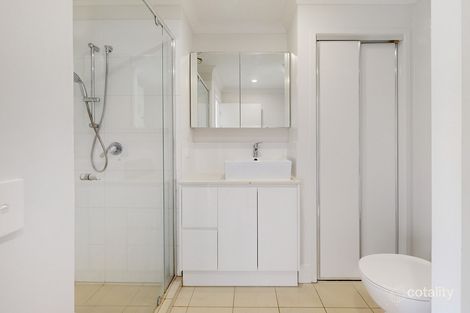 Property photo of 2204/19 Playfield Street Chermside QLD 4032