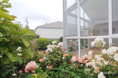 2/61 Hawley Esp, Hawley Beach, TAS 7307