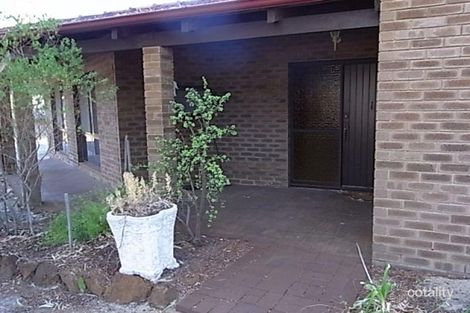 105 Gladys Rd, Lesmurdie, WA 6076