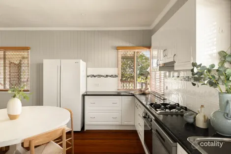 Property photo of 98 Copperfield Street Geebung QLD 4034