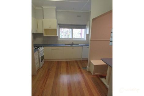 Property photo of 15 Burton Crescent Ivanhoe East VIC 3079
