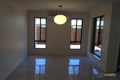 Property photo of 8 Pugh Street Middle Ridge QLD 4350