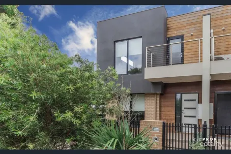 20 Valiant Walk, Williams Landing, VIC 3027