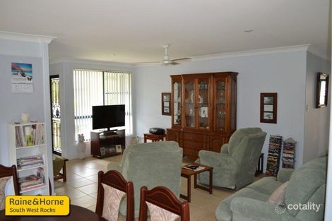 Property photo of 22 Yulgilbar Place South West Rocks NSW 2431