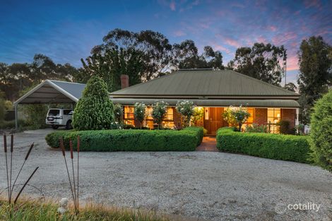 Property photo of 11 Cedar Drive Ascot VIC 3551