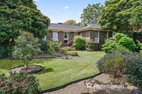 8 Country Club Dr, Chirnside Park, VIC 3116