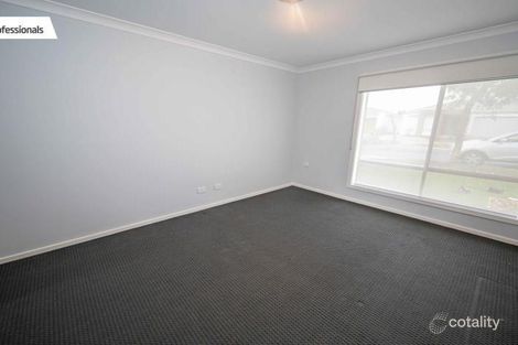 Property photo of 15 Robyn Street Brookfield VIC 3338