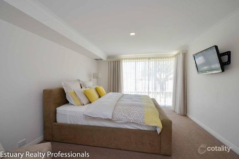 Property photo of 12 Paperbark Way Wannanup WA 6210