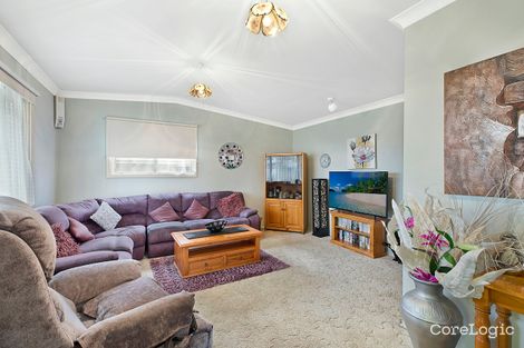 Property photo of 22 Kathleen White Crescent Killarney Vale NSW 2261