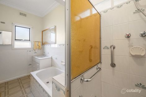 Property photo of 124 Boundary Road Pascoe Vale VIC 3044