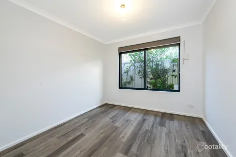 Property photo of 2/6 Milos Loop Spearwood WA 6163