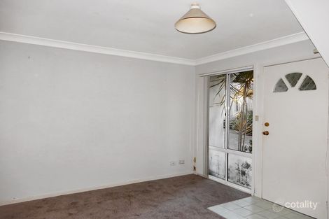 Property photo of 2/40 Frederick Street Point Frederick NSW 2250