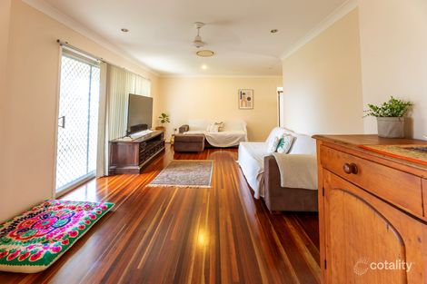 Property photo of 39 Novakoski Street Kepnock QLD 4670