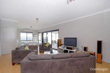 Property photo of 26 Macquarie Circuit Pakenham VIC 3810