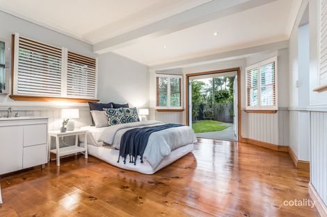 Property photo of 86 Arthur Terrace Red Hill QLD 4059