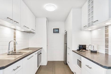 Property photo of 2/246 Alexandra Parade Alexandra Headland QLD 4572