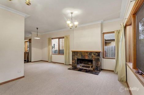 Property photo of 48 Bennett Parade Kew East VIC 3102