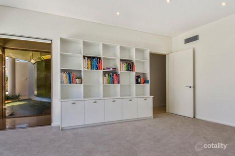 Property photo of 32-34 Hughes Avenue Main Beach QLD 4217