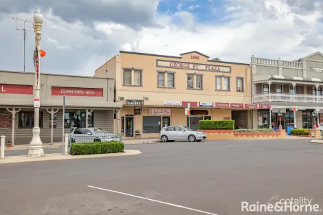 Property photo of 62 George Street Bathurst NSW 2795