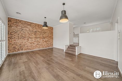Property photo of 2/43 Kirkland Circuit Macgregor ACT 2615