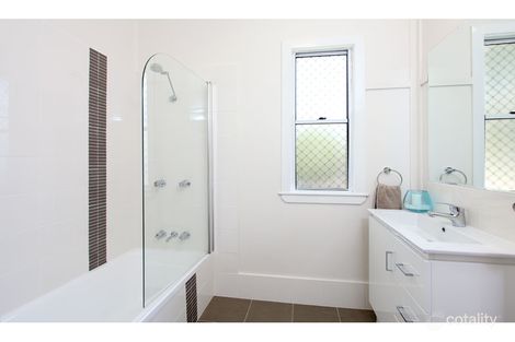 Property photo of 163 South Station Road Silkstone QLD 4304