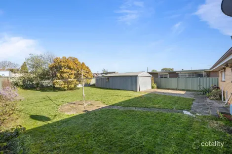 Property photo of 5 Harvard Street Wendouree VIC 3355