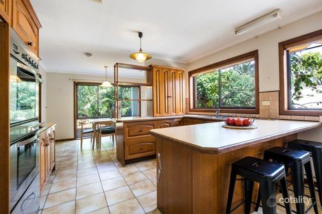Property photo of 7 Mountain View Avenue Avondale Heights VIC 3034