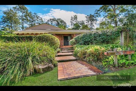 Property photo of 2 Nankoor Street Chapel Hill QLD 4069