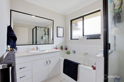 Property photo of 2/30 Coogee Terrace Blacks Beach QLD 4740