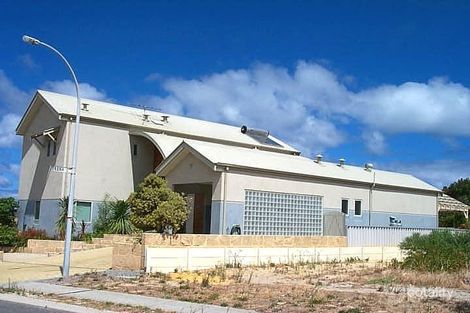 4 Atlanta Dr, Two Rocks, WA 6037