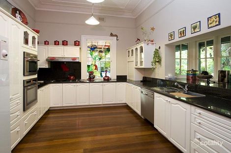 Property photo of 1 Osborne Road East Fremantle WA 6158