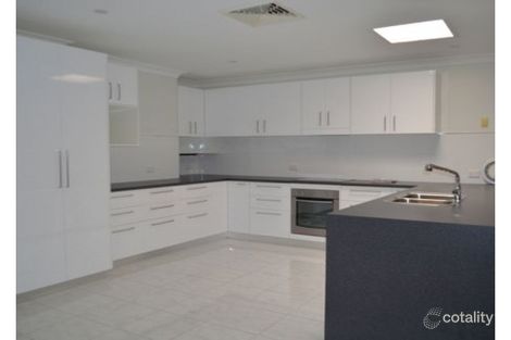 Property photo of 12 Erica Close Dubbo NSW 2830