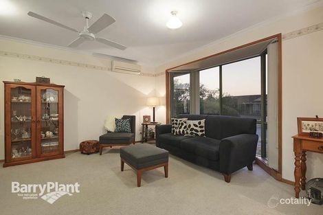 Property photo of 6 Samantha Crescent Cranbourne North VIC 3977