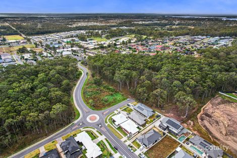 Property photo of 1 Meander Place Wadalba NSW 2259