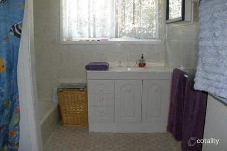 Property photo of 33 Evans Street Blackwater QLD 4717