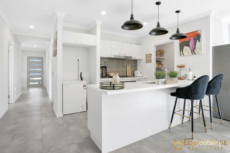 Property photo of 10 Chalet Street Wyndham Vale VIC 3024