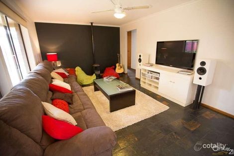 Property photo of 36 Sun Crescent Happy Valley SA 5159